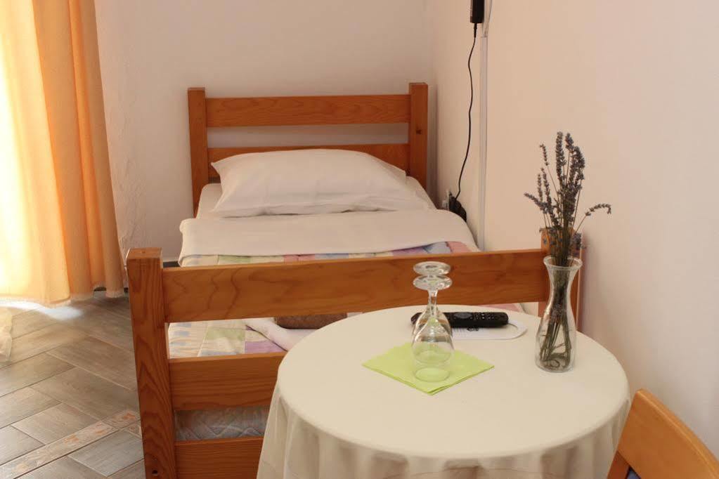 Rooms Laura ميدولين المظهر الخارجي الصورة