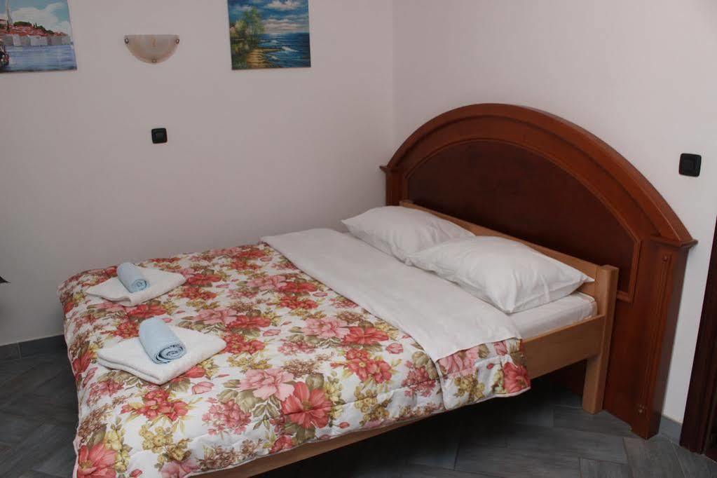 Rooms Laura ميدولين المظهر الخارجي الصورة